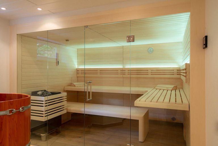 Properly use a sauna in 8 steps: how long, how often...